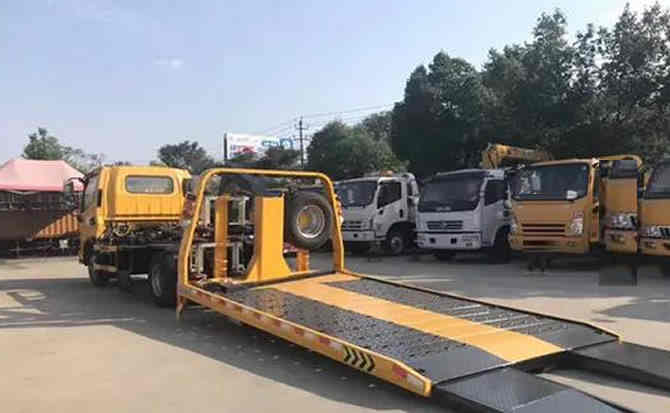 泰兴汽车中途维修案例