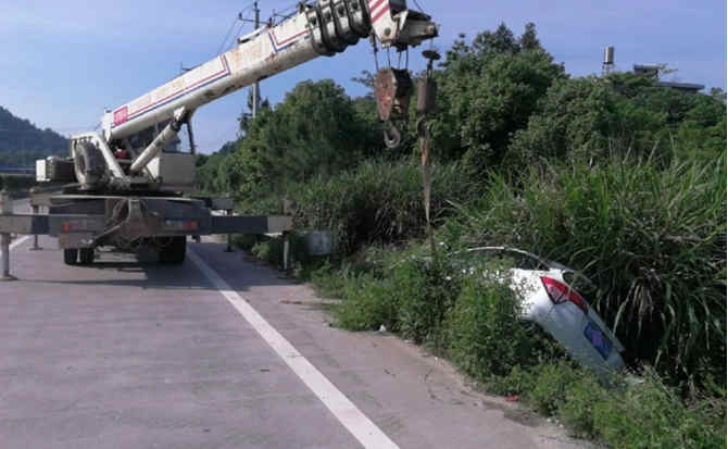 泰兴重载吊车救援 泰兴重载吊车救援